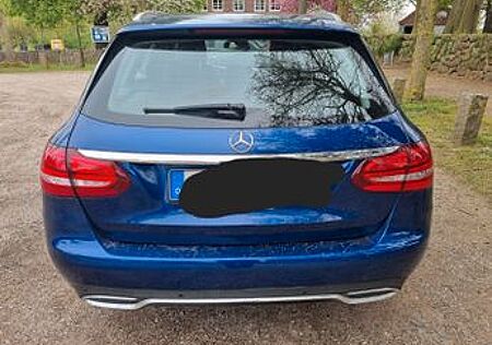Mercedes-Benz C 180 T AVANTGARDE AVANTGARDE