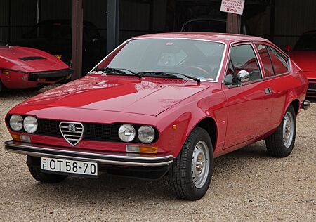 Alfa Romeo Alfetta