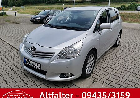 Toyota Verso 2.0 D4D 5SITZER LIFE AHK+TEMPO+KLIMA+KAMER