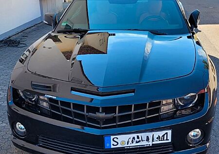 Chevrolet Camaro 6.2 V8 AT -