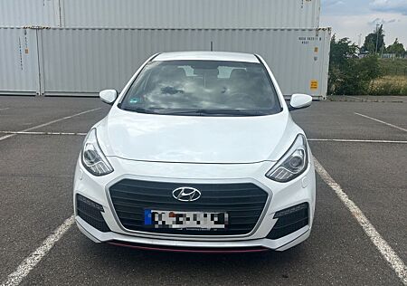 Hyundai i30 1.6 T GDI Turbo Turbo