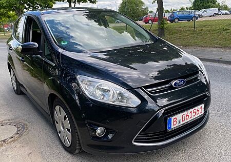 Ford C-Max Titanium