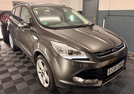 Ford Kuga Titanium 4x4 *Aut.*Pano*Leder*Xenon*RFK*