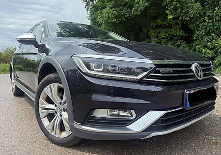 VW Passat Alltrack Volkswagen 4-Motion. Autom. Navi. Euro 6