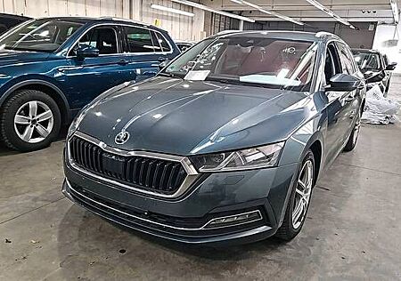 Skoda Octavia Combi First Edition