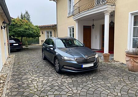 Skoda Superb 2.0 TDI SCR 147kW DSG PREMIUM EDIT CO...