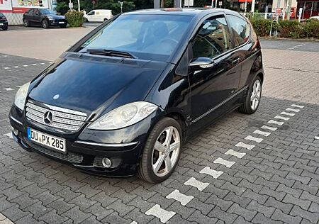 Mercedes-Benz A 200 AVANTGARDE Avantgarde Sportpaket