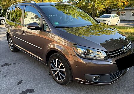 VW Touran Volkswagen 2.0 TDI DSG Highline SH AHK 8f