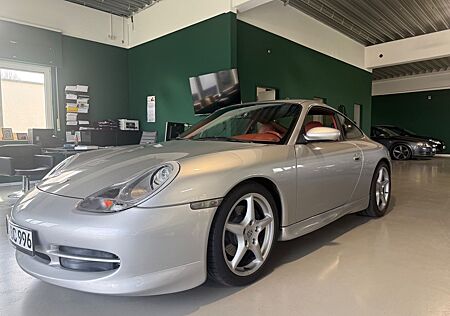 Porsche 996 Carrera Coupé wenig KM,unfallfrei