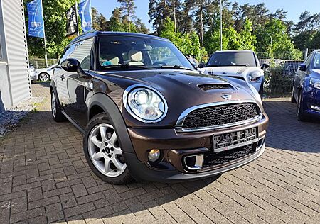 Mini Cooper SD Clubman Cooper SD 2.0 LEDER/AUTOMATIK/