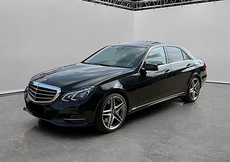 Mercedes-Benz E 500 V8/NAVI/SITZH/H&K/4MATIC
