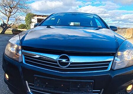 Opel Astra 1.6 Ecotec Sport 116 PS.    VB.