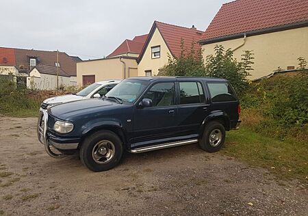 Ford Explorer 4.0 V6 SOHC -