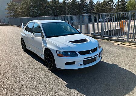 Mitsubishi Lancer Evolution IX MR