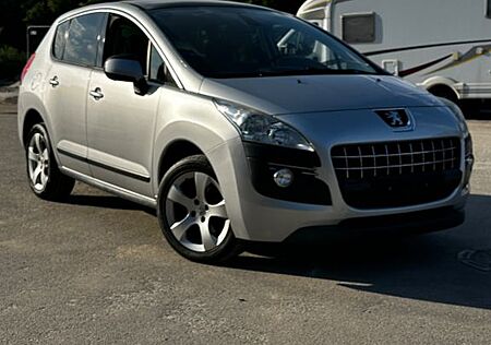 Peugeot 3008 2.0 HDI Business-Line/PANO /AUTOMAT