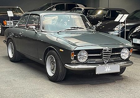 Alfa Romeo GT 1300 JUNIOR 2.0