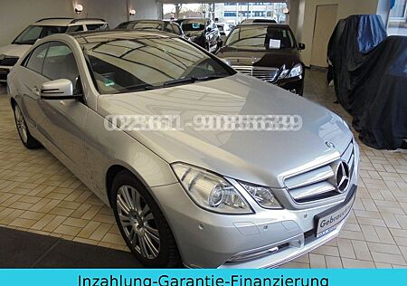 Mercedes-Benz E 200 Coupe Klimaaut./Leder/Navi/Panorama/1Hand