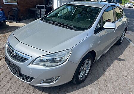 Opel Astra 1.4 Turbo Design Edition 103kW *2.Hand*