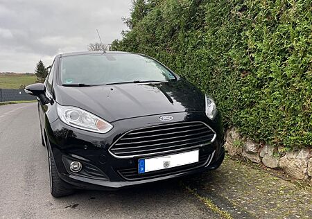 Ford Fiesta 1,5 TDCi 70kW Titanium 8Alus/Kam/Winter