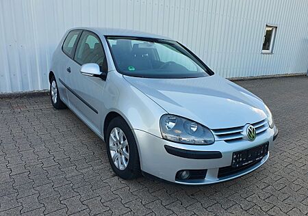 VW Golf Volkswagen 2.0 FSI Comfortline Automatik PDC