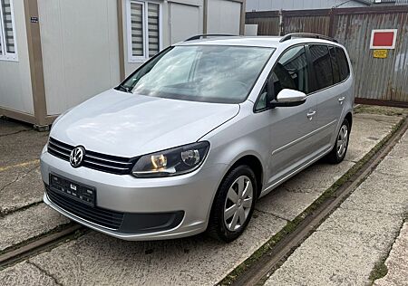 VW Touran Volkswagen Comfortline *NEU TÜV*