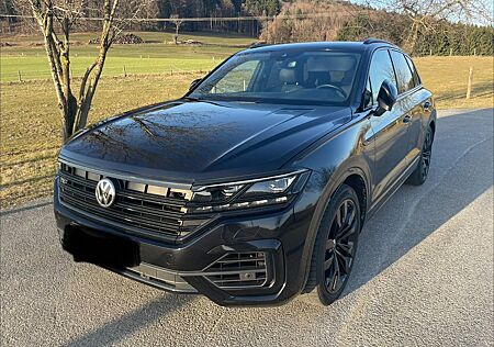 VW Touareg Volkswagen 3.0 V6 TDI 210kW 4MOT Tiptr. R-Line ...