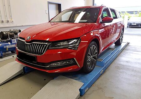 Skoda Superb COMBI 2.0TDi L&K 4x4 ACC/PANO/CANTON/360°