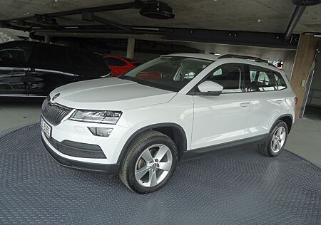 Skoda Karoq 1,5 TSI Ambition Plus AHK,SHZ,LED,ALU,NAV