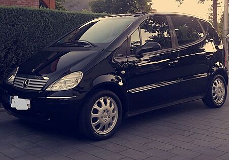 Mercedes-Benz A 160 ELEGANCE Lang Elegance
