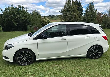 Mercedes-Benz B 180 CDI BlueEFFICIENCY Edition 1 Edition 1