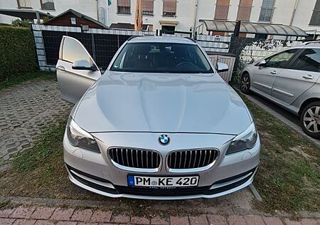 BMW 530d Touring A -