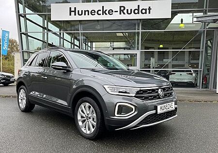 VW T-Roc Volkswagen 1.5 TSI DSG Life AHK LED Plus Winterpaket