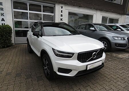 Volvo XC 40 XC40 R Design AWD / PANORAMA / I-HAND