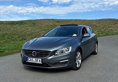 Volvo V60 D2 Geartronic Momentum Momentum
