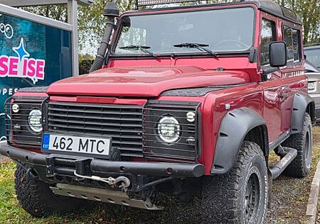 Land Rover Defender 90 Td4 Station Wagon SVX Limited Ed...
