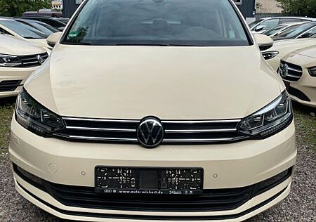 VW Touran Volkswagen 2.0 TDI DSG Werksgarantie 7Sitzer LED CAM
