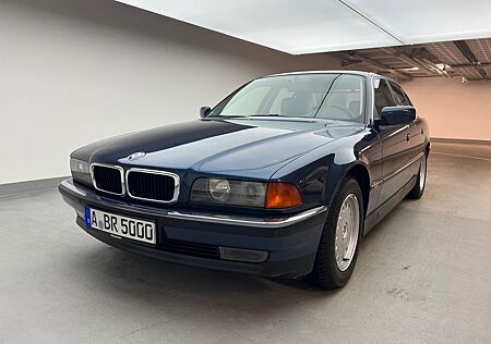 BMW 730i E38 V8. Tüv Neu