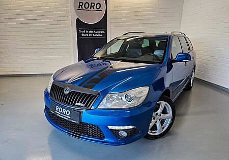 Skoda Octavia 2.0 TDI Combi RS + DSG/Xenon/Leder/TMP