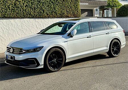 VW Passat Variant Volkswagen 1.4 TSI DSG GTE Variant GTE