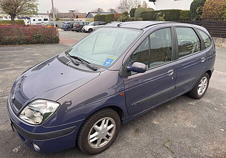 Renault Scenic 2.0 16V -