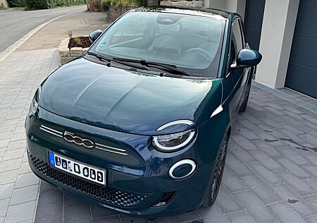 Fiat 500E "la Prima" Limousine 42 kWh La Prima