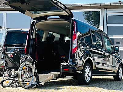 Ford Grand Tourneo DSG-Behindertengerecht-Rampe