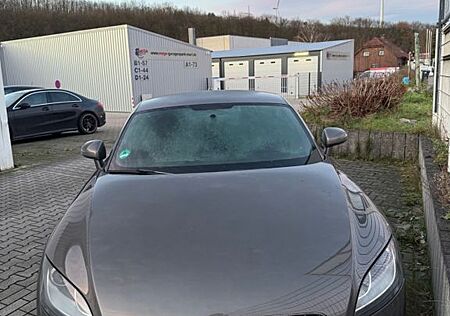 Audi TT Coupe 1.8 TFSI - Kolben + Steuer Kette Neu