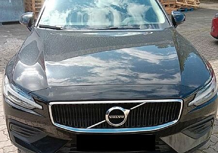 Volvo V60 Kombi Momentum Core