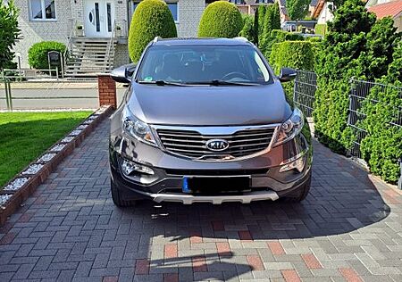 Kia Sportage , Diesel, AHK, Navi, Panorama, unfallfr,