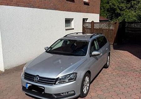 VW Passat Volkswagen 1.6 TDI BlueMotion BlueMotion