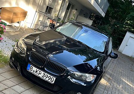 BMW 330i xDrive Coupé Limited Sport Edition Limi...