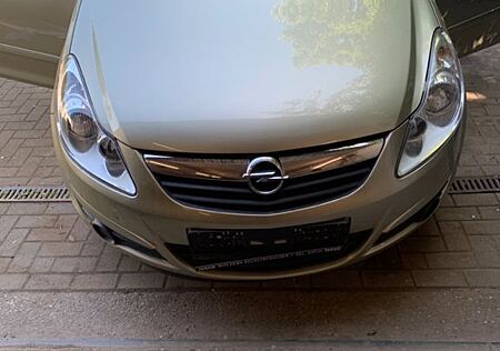 Opel Corsa 1.0 Twinport - Klimaanlage Allwetterreifen