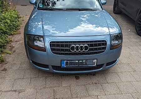 Audi TT Roadster 1.8T 110KW -