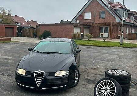 Alfa Romeo GT 2.0 JTS 16V Distinctive Distinctive